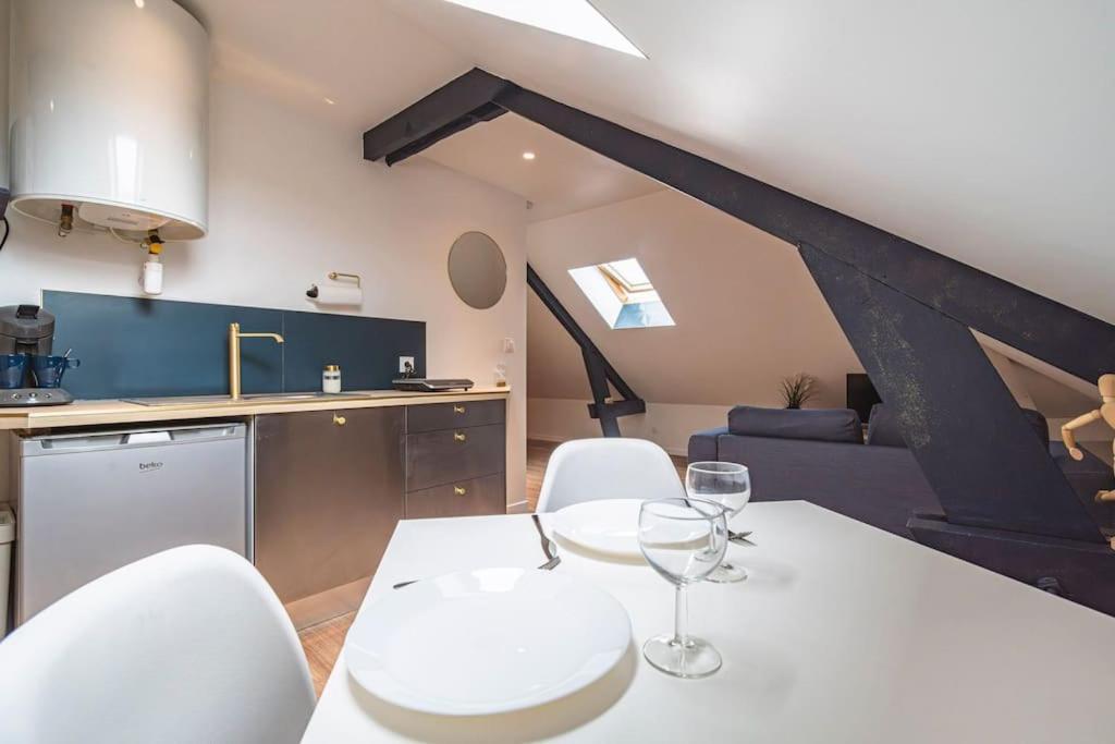 L'Azur Dore, Studio Pour 2 Voyageurs Isles-sur-Suippe エクステリア 写真